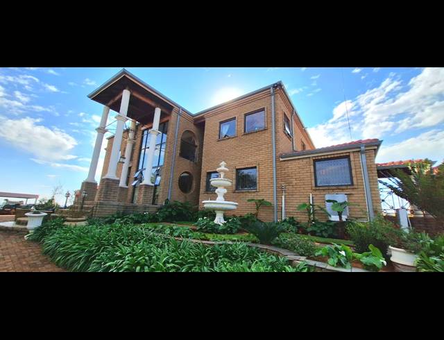 11HA FARM FOR SALE IN PROTEA RIDGE